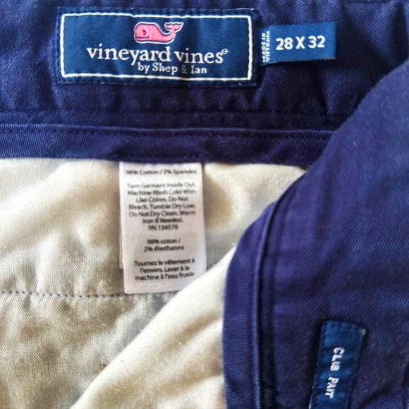 Vineyard Vines Chinos. New condition - Picture 3 of 3